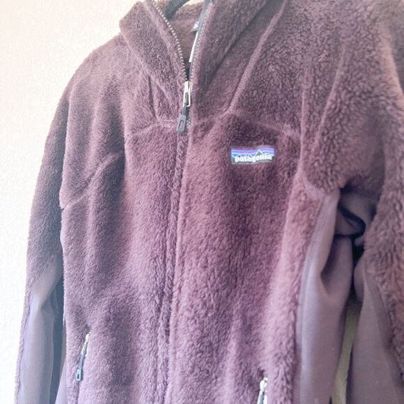 Patagonia Women's Chocolate Brown Fleece Hoodie, Size Small - Picture 3 of 5